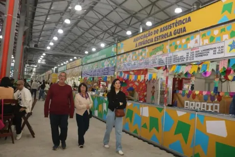 Penúltima semana da Festa Inverno Criativo em Santos terá música, gastronomia e solidariedade a partir desta quinta (23).