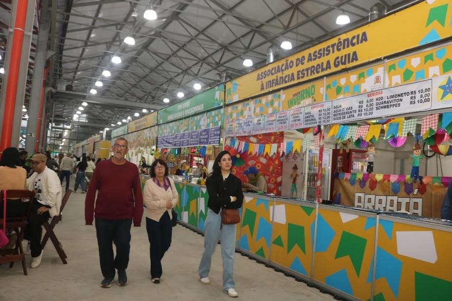 Penúltima semana da Festa Inverno Criativo em Santos terá música, gastronomia e solidariedade a partir desta quinta (23).