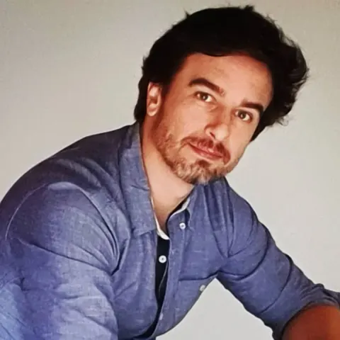 Ator Marcos Furlan é preso suspeito de estupro de menino autista de 5 anos.