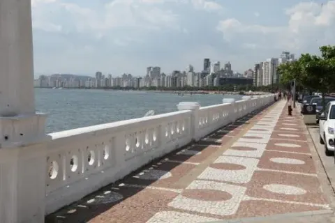 Audiência pública nesta quinta (13) discute tombamento da Mureta da Ponta da Praia.