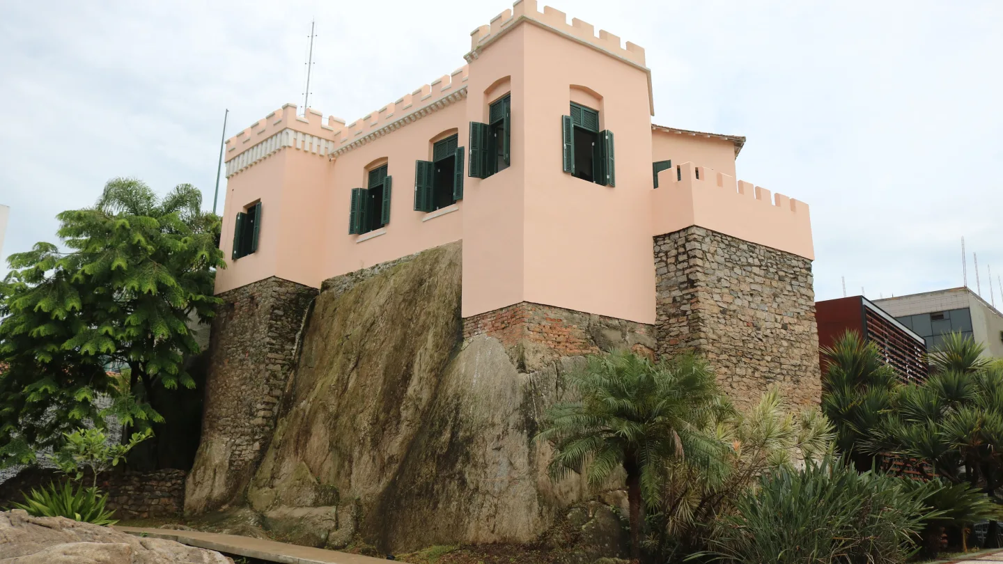 Caminhar pelo Centro Histórico é uma viagem