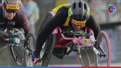 Paratleta Santista Vanessa Cristina conquista top 5 em maratona de Berlim.